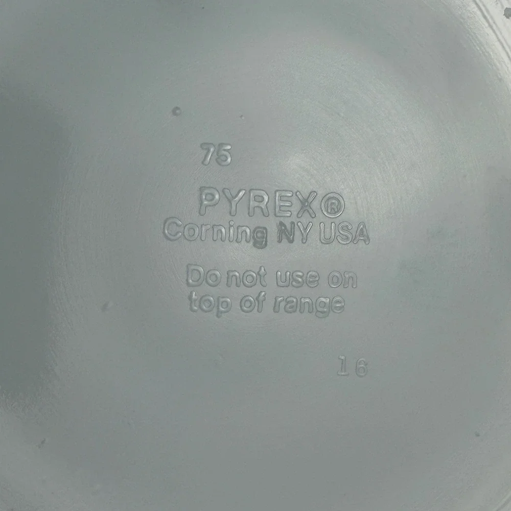 Pyrex Covered Refrigerator Dish with lid Butterfly Gold Milk Glass White Gold
